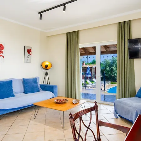 Eleni Agios Stephanos Villa *